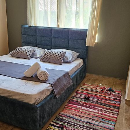 Dua'S Apartment Tiranë Luaran gambar