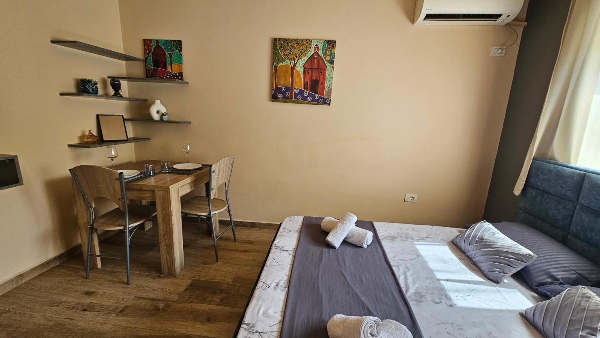 Dua'S Apartment Tiranë Luaran gambar